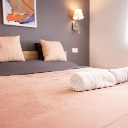Luxury House Mandre