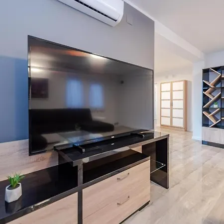 Luxury House Villa *