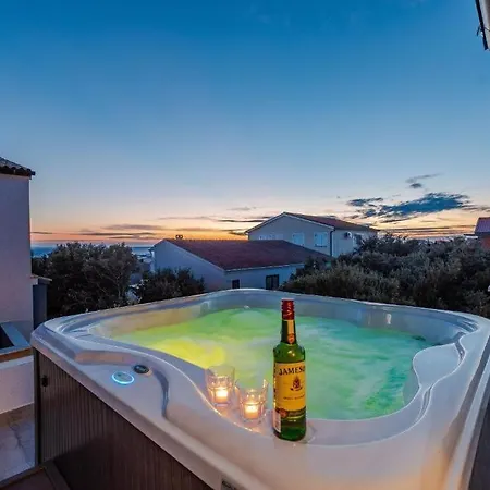 Luxury House * Мандре