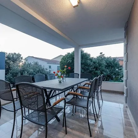 Villa Luxury House *