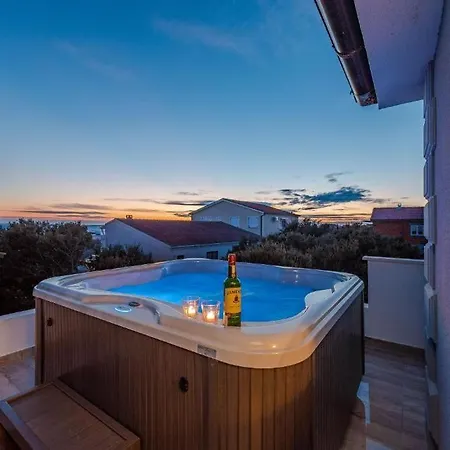 Luxury House *