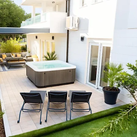 Luxury House Вилла Мандре