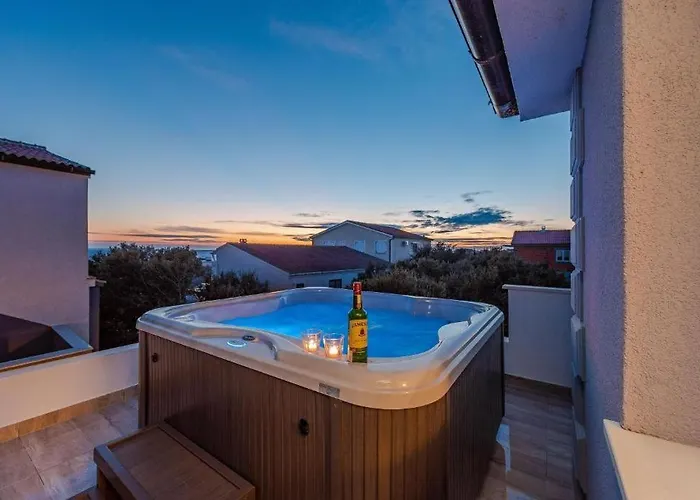 Luxury House *