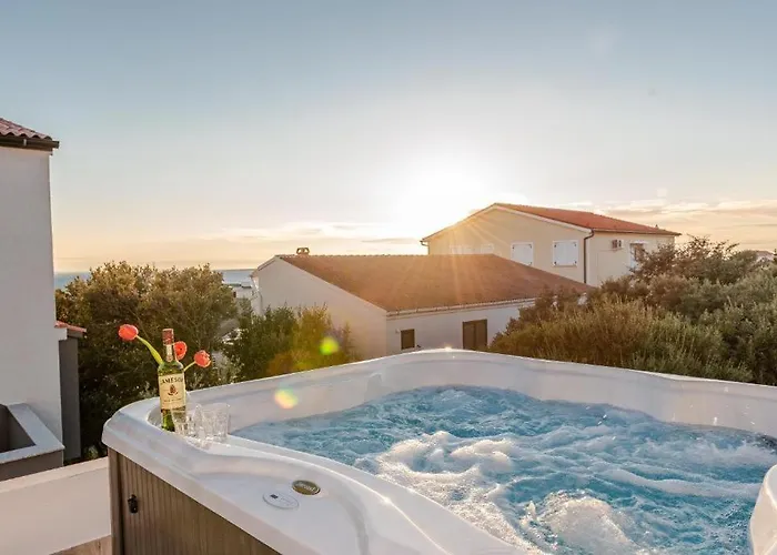 Luxury House فيلة