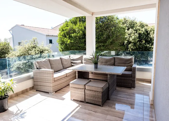 Villa Luxury House
