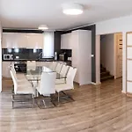 Luxury House Βίλα *