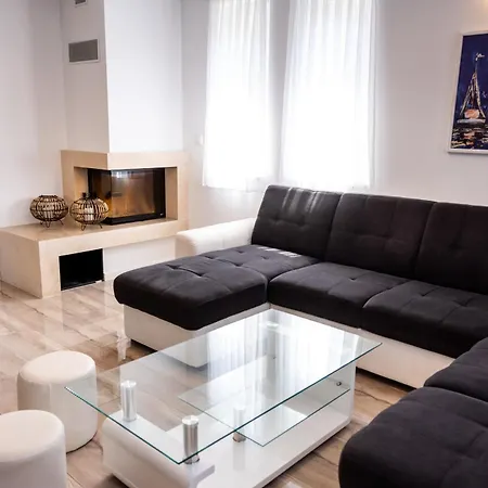 Luxury House *